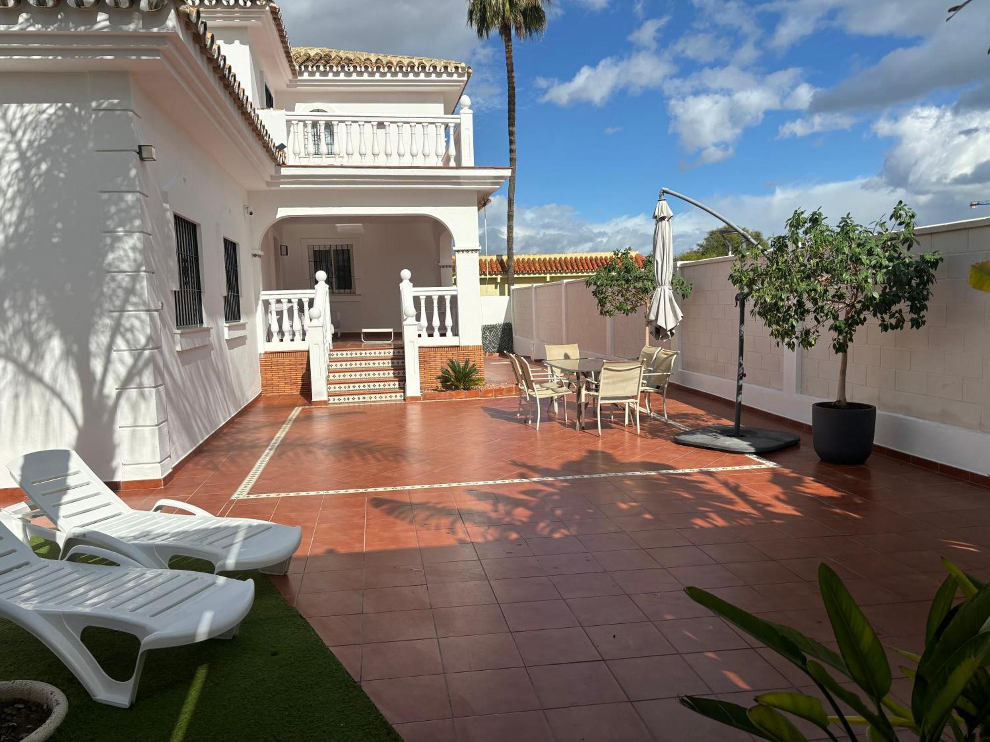 Gran Villa En Torremolinos Bagian luar foto