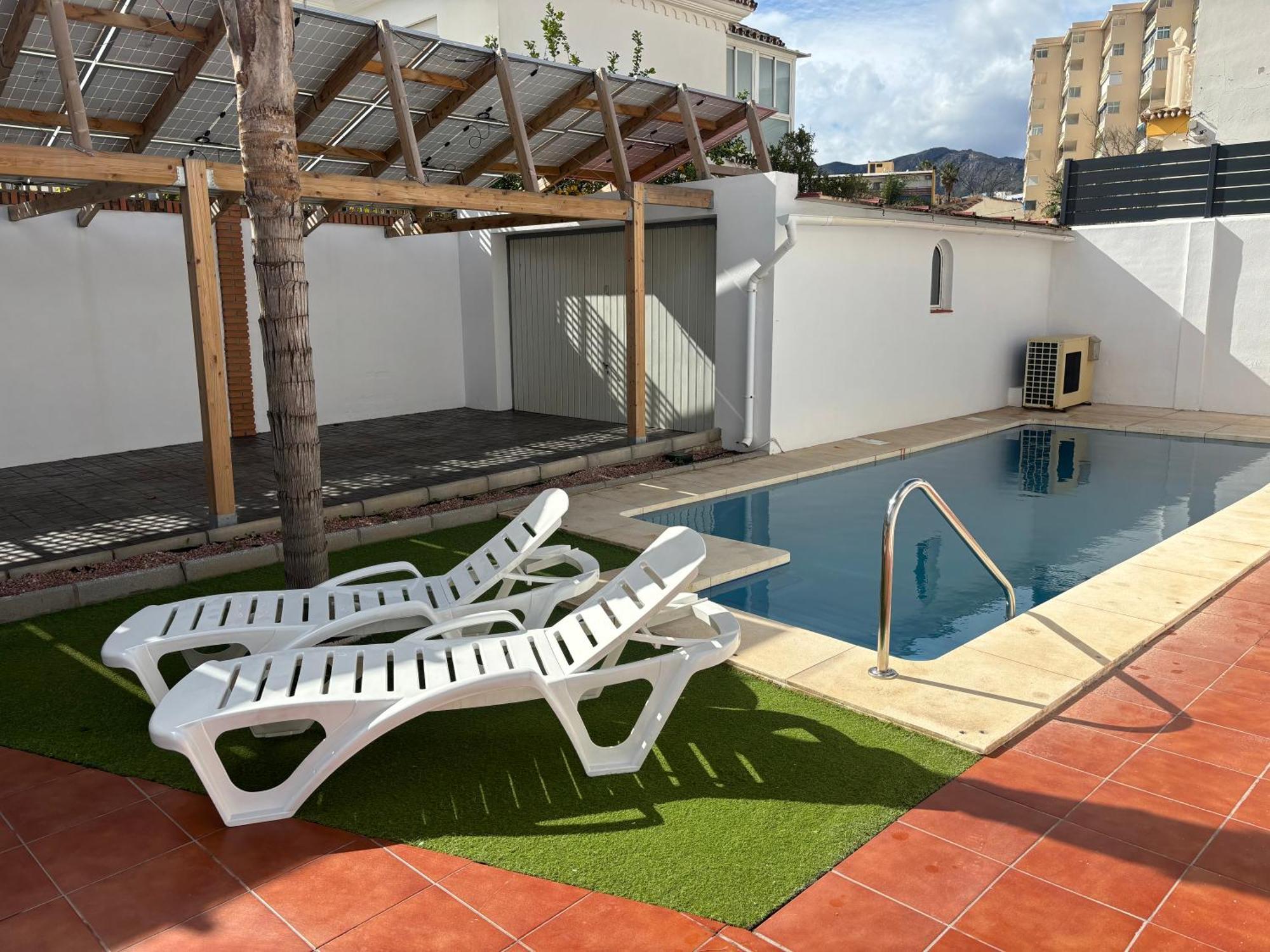 Gran Villa En Torremolinos Bagian luar foto